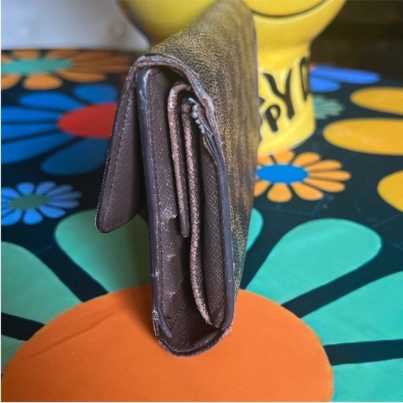 LV Damier Wallet (Cobblers dream) - Picture 4 of 12